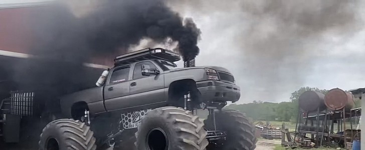 the-epa-says-diesel-pickup-trucks-are-rolling-coal-like-theres-no-tomorrow-152156-7.jpg