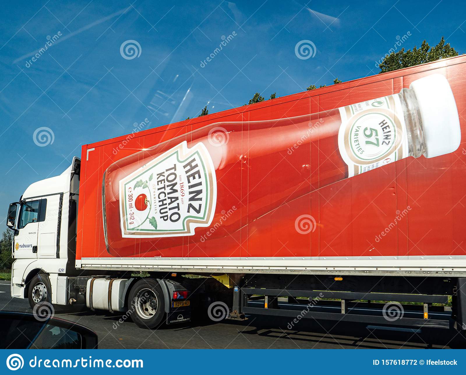 truck-tomato-ketchup-157618772.jpg